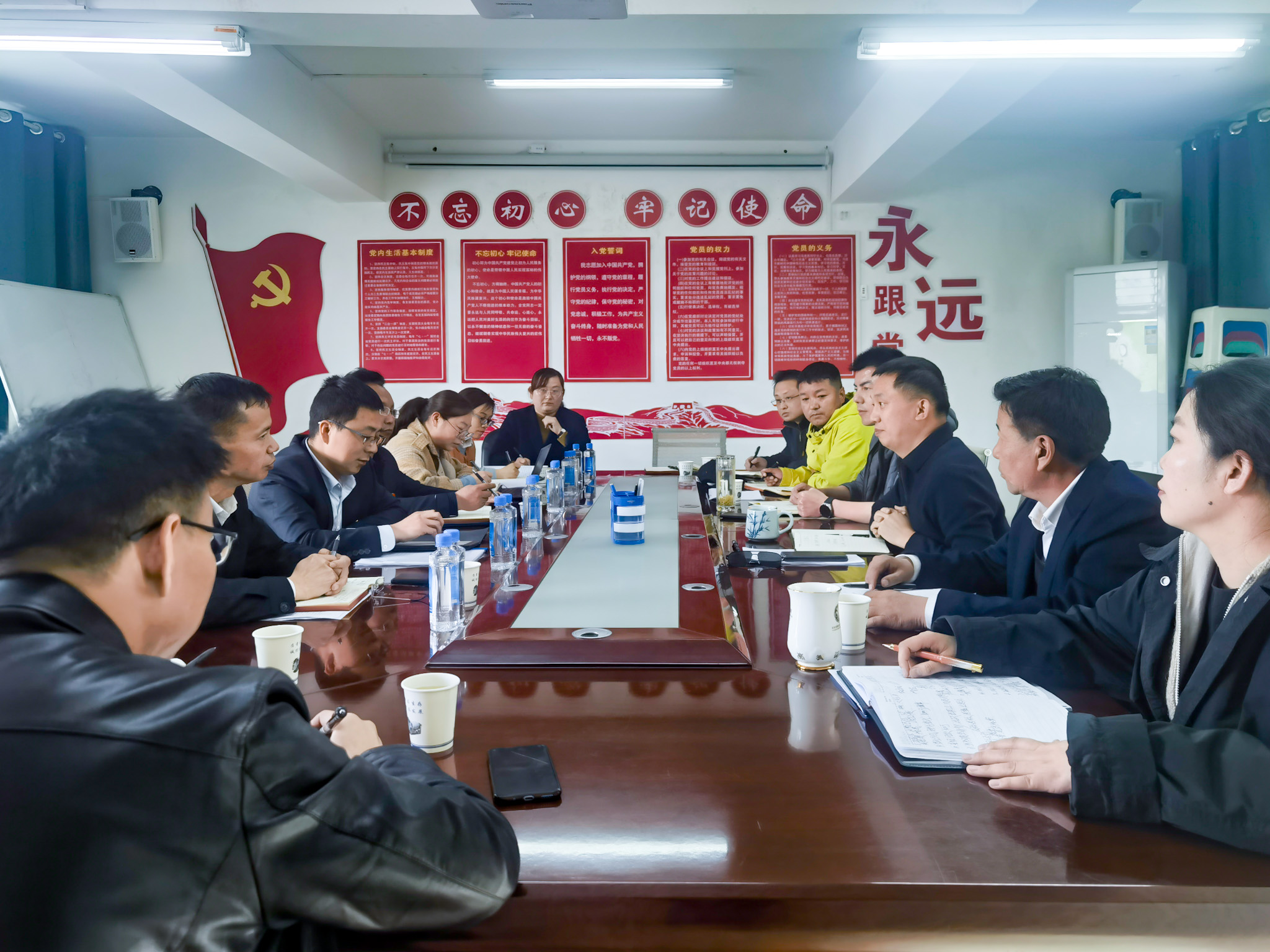 张贵重代总经理在高争科技、高争建设公司调研2 2.jpg