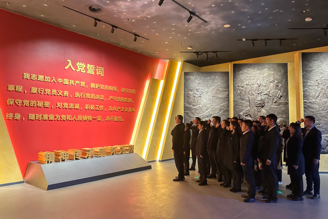246382055905976822684843446 天路2.png